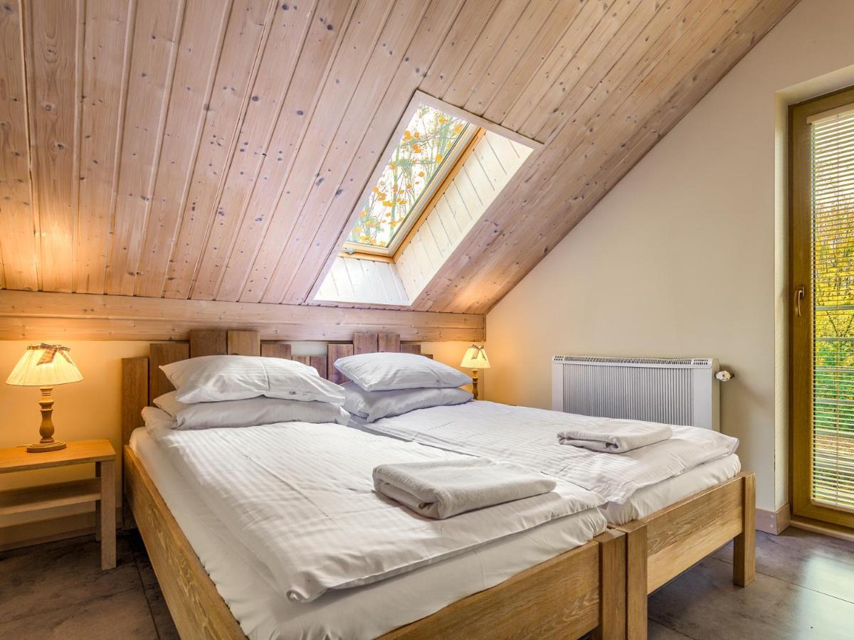 Mazursko - Komfortowe Domy 8 Osobowe Nad Jeziorem, Balia Lub Sauna Kretowiny Esterno foto